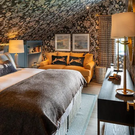 Gunner بيت للعطل Gearstones